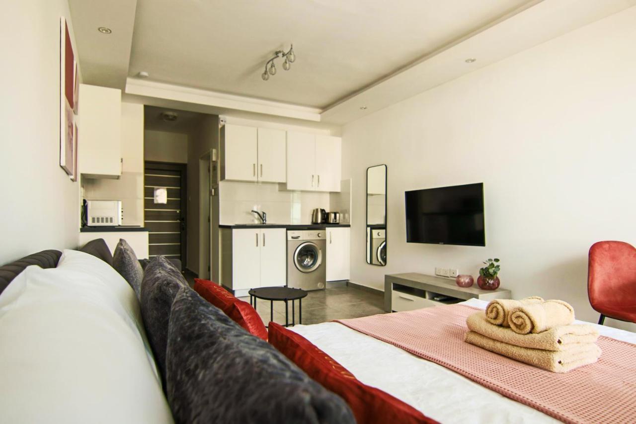 Апартаменты Phaedrus Living: Seaside Luxury Flat Athina 115 Пафос Экстерьер фото