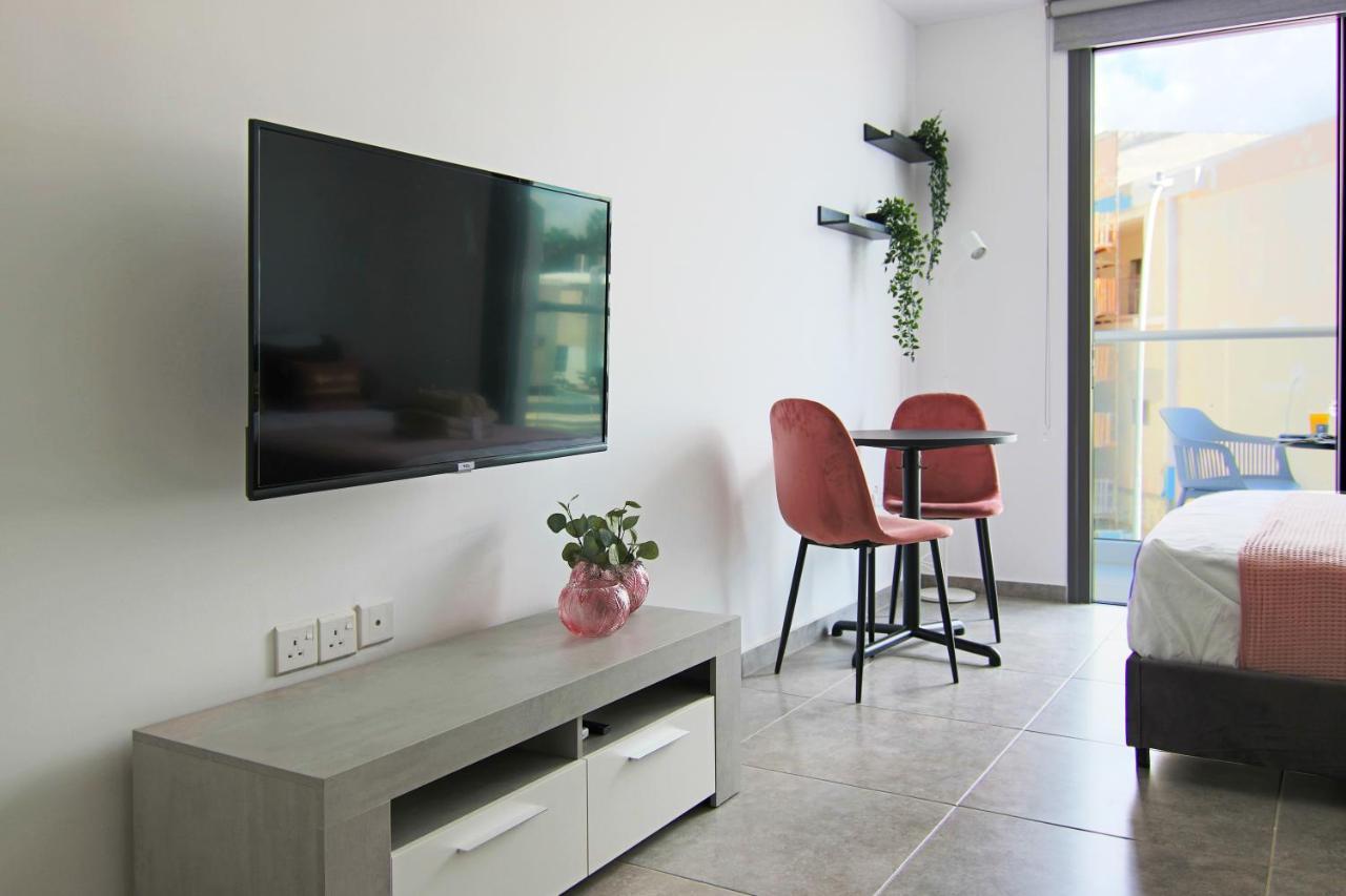 Апартаменты Phaedrus Living: Seaside Luxury Flat Athina 115 Пафос Экстерьер фото